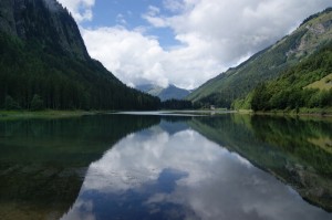 The lake at Montriond